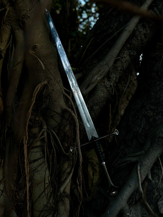 Andúril sword | Flame of the west | Fiction Edge