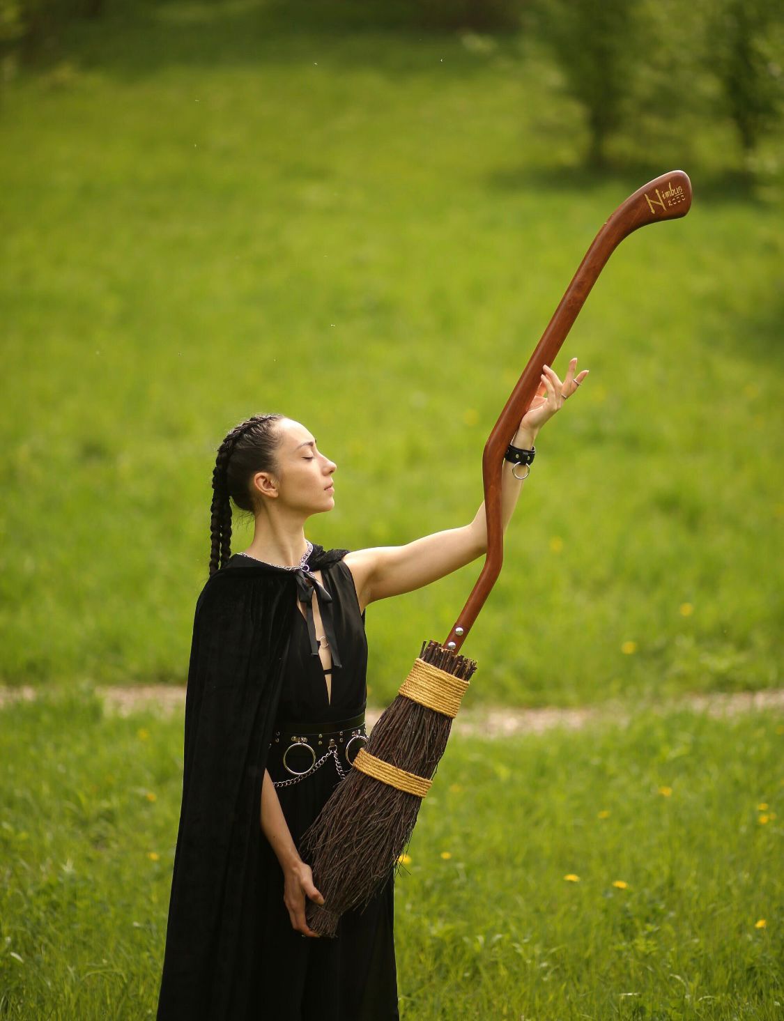Fiction Edge | Nimbus 2000 Broom | Anime Cosplay Prop