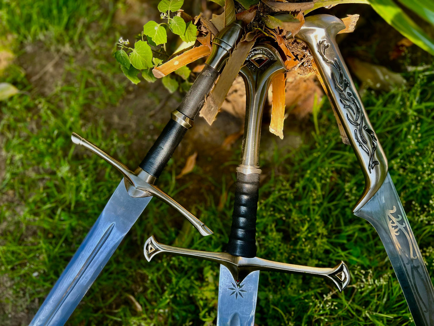 The Ranger’s Set | 3 in 1 Aragorn’s Legendary Sword Collection | Fiction Edge