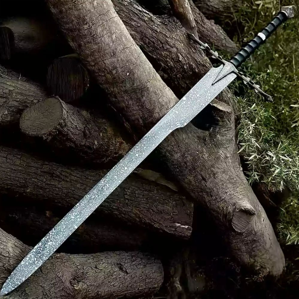 Nazgul sword | Ring wraiths | Fiction Edge