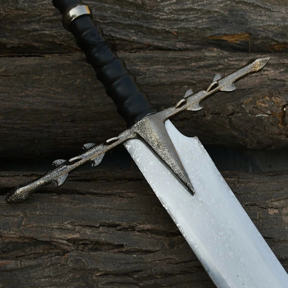 Nazgul sword | Ring wraiths | Fiction Edge