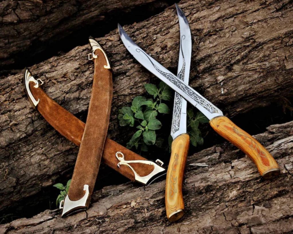 Legolas’ Elven Daggers | Twin Blade Set | LOTR Steel Replicas