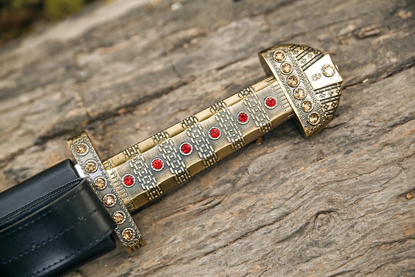 Hand Forged Ragnar Lothbrok Viking Replica Sword – Leather Scabbard