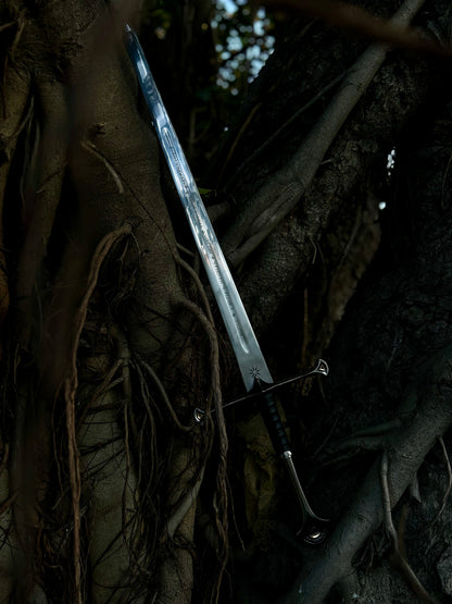 Andúril sword | Flame of the west | Fiction Edge