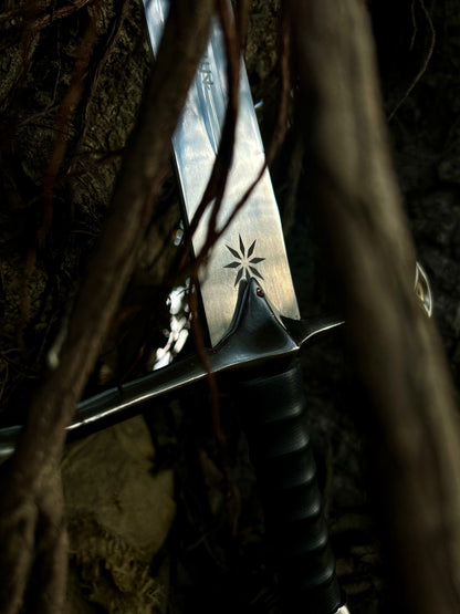 Andúril sword | Flame of the west | Fiction Edge