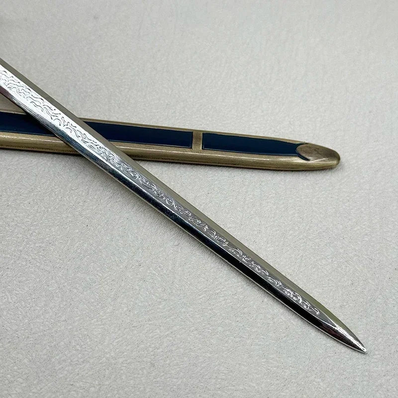 Longclaw Mini Metal Sword – Jon Snow Collectible