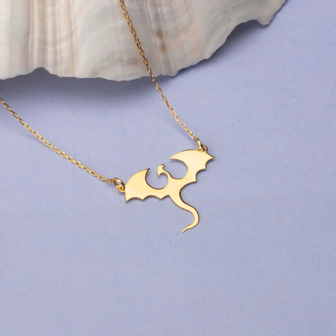Dragon Movie Family Same Clavicle Necklace Vintage Medieval Smooth Luxurious Stainless Steel Dragon Pendant Necklace Thrones