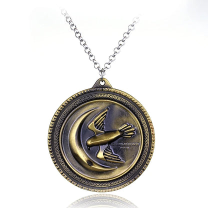 Fire and Blood House Targaryen Dragon Necklace A Song of Ice and Fire Metal Pendant Necklace for Women Men Fans Choker Jewelry