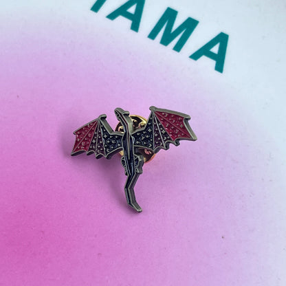 Vintage Gothic Thrones Game Enamel Pin Punk Style Red Black Dragon Wing Brooch for Fantasy Novel TV Series Backpack Jacket