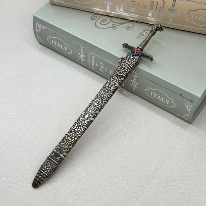 Oathkeeper Mini Metal Sword – Game of Thrones Collectible