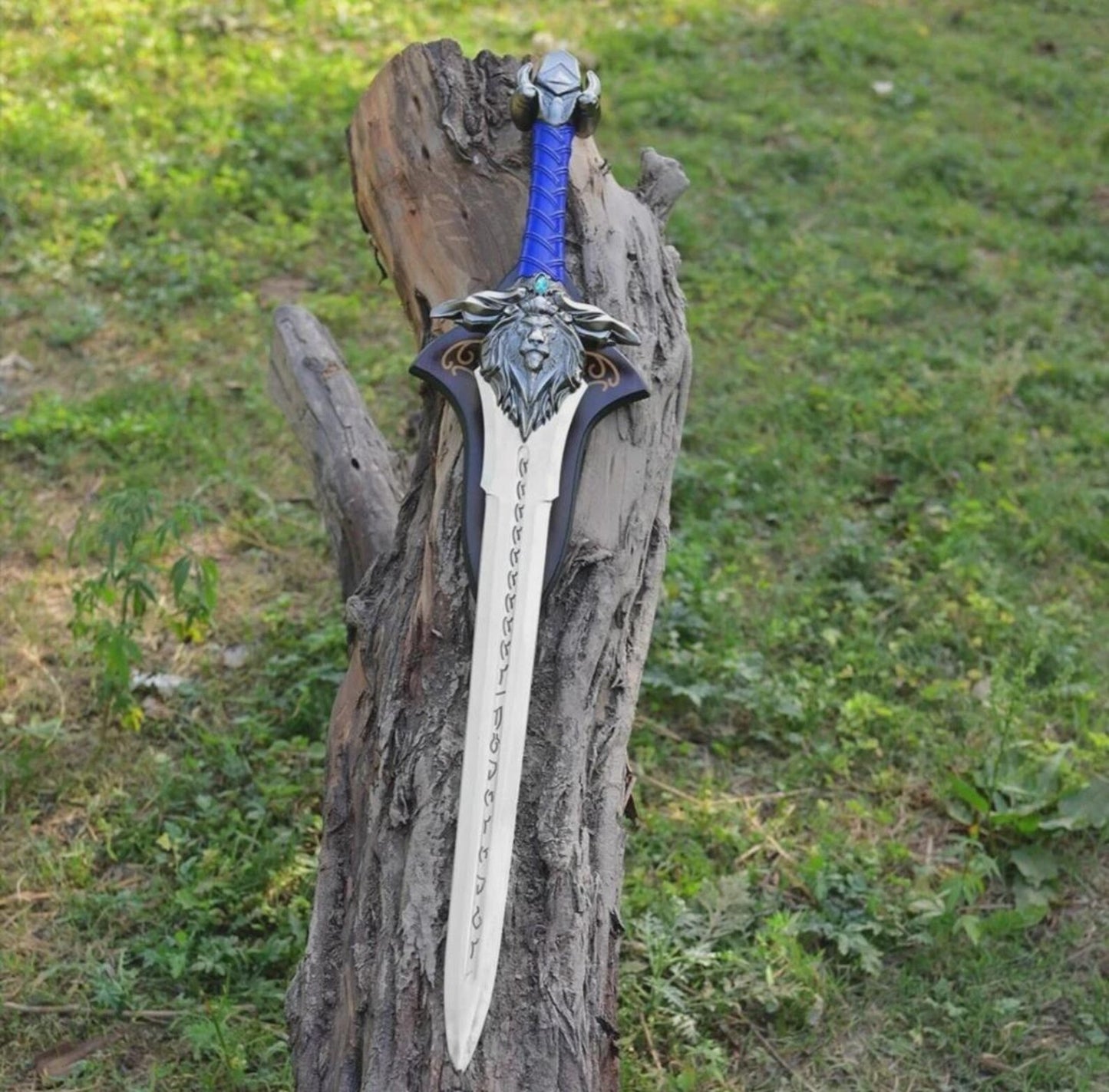 Alliance Lion Head Sword – Handmade Stormwind Steel Replica