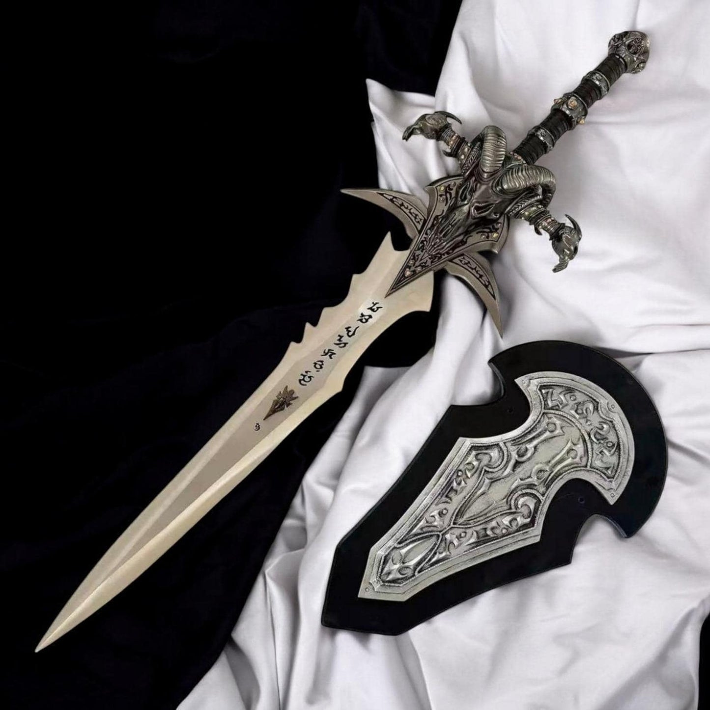 Fiction Edge Frostmourne Sword Replica – Full Metal Lich King Cosplay Blade
