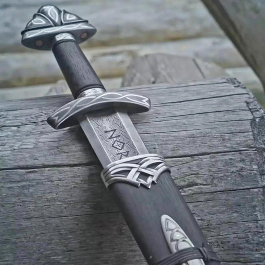 Hand Forged Damascus Steel Viking Sword – Northmen Norse Blade with Hardwood Scabbard